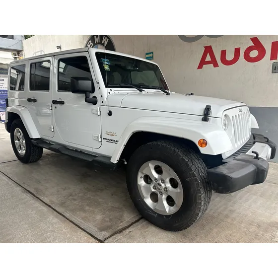 Jeep Wrangler 3.6 Unlimited Sahara V6 4x4 At