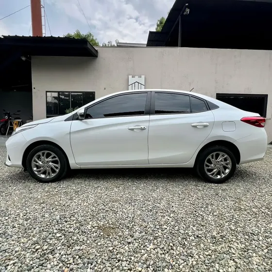 Toyota Yaris 2023 1.5 Xs Sedan Cvt