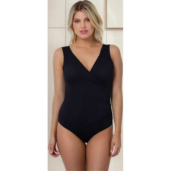 Malla Lisa Cruzada Talles Grandes Con Forro Corto Mare Moda