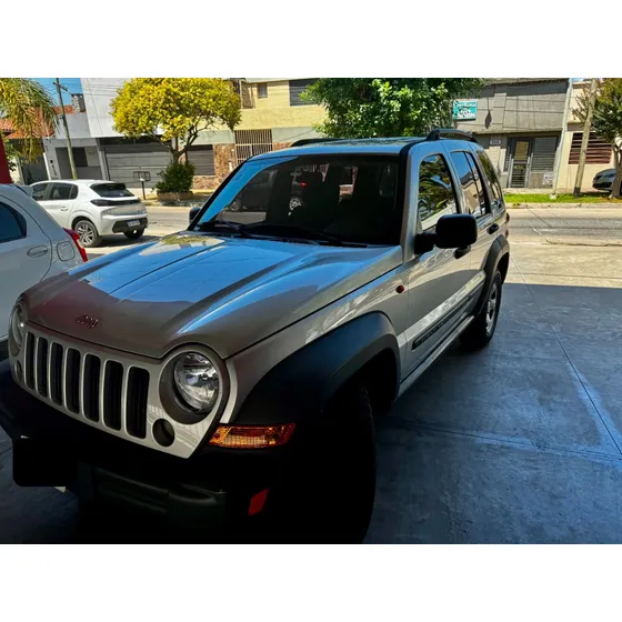 Jeep Cherokee Cherokee Sport 3.7 At