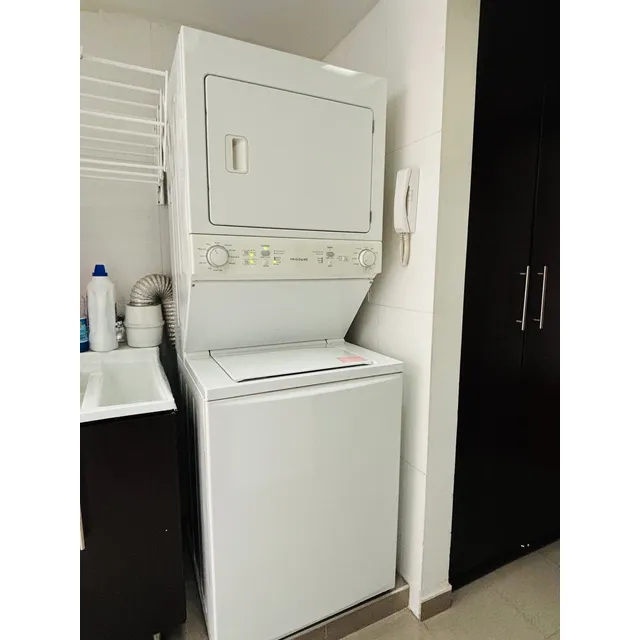 Torre De Lavado 18 Kg Fflh3900uw Blanco , Secadora A Gas