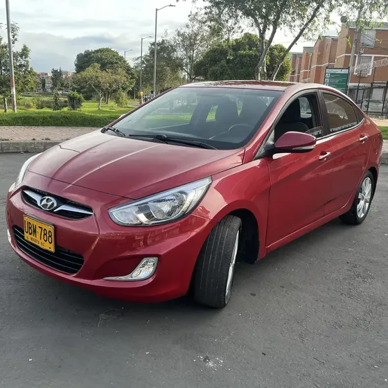 Hyundai Accent I25 2015 Automatico