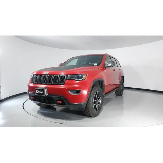 Jeep Grand Cherokee 5.7 Trailhawk Auto 4wd