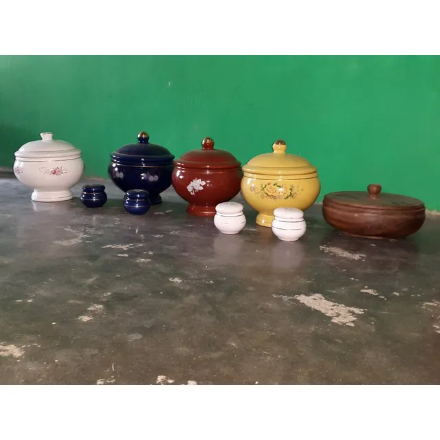 Combo Sopera Importada De Santeria. Con Adornos Dorados