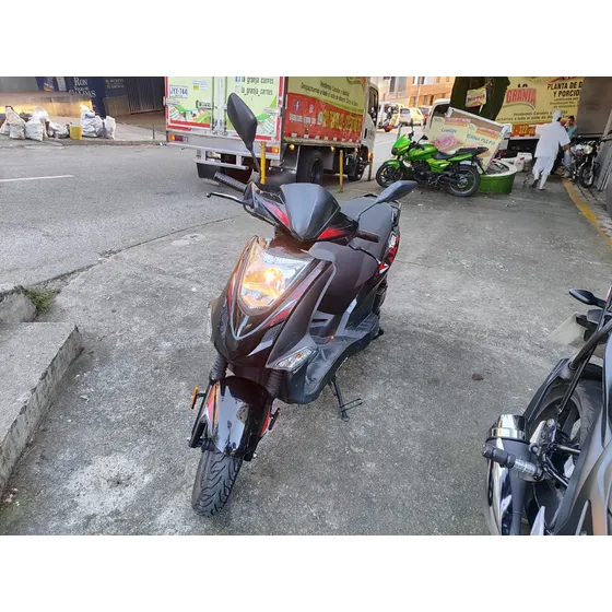 Moto Twist 2022 Hermosa