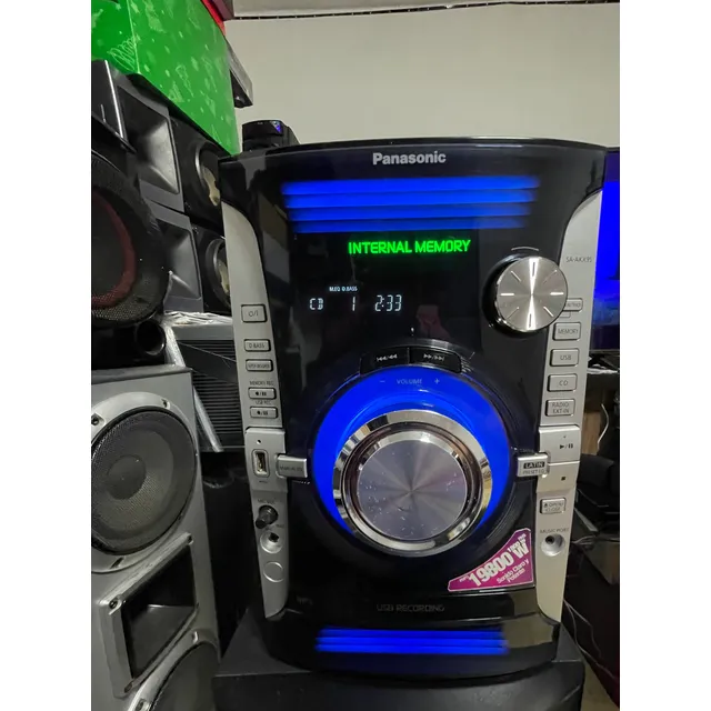 Amplificador Sin Bocinas Minicomponente Panasonic Akx-95 Negro Con Gris 19800 W