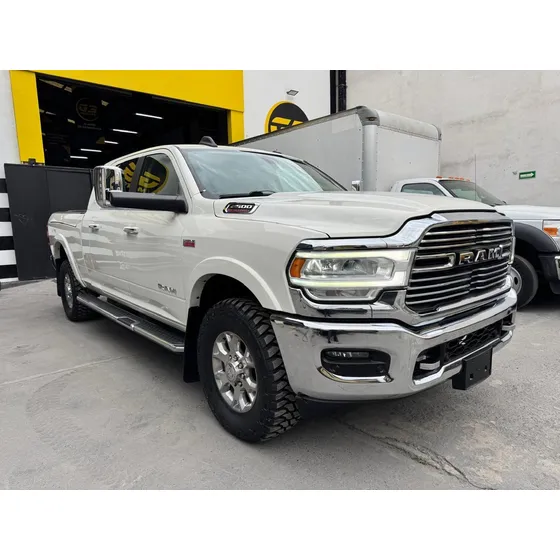 Ram Ram 2500 Laramie Mega Cab