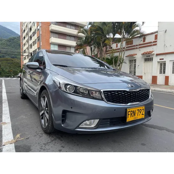 Kia Cerato Pro 1.6l Zenith At