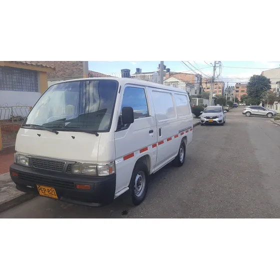 Nissan Urvan 2.7 Panel Dx