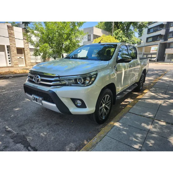 Toyota Hilux 2.8 Cd Srx 177cv 4x4 At