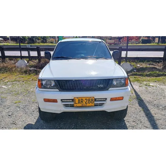 Mitsubishi Nativa 3.0 Gls
