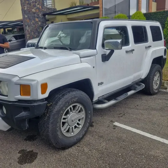 Hummer H3 2008 5,4