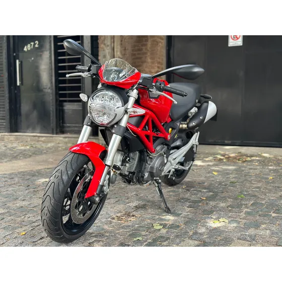 Ducati Monster 696 2010 Garagepremium