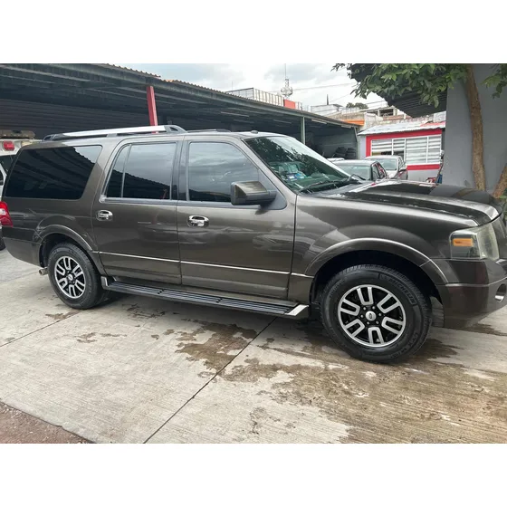 Ford Expedition 5.4 Max Limited V8 4x2 Mt
