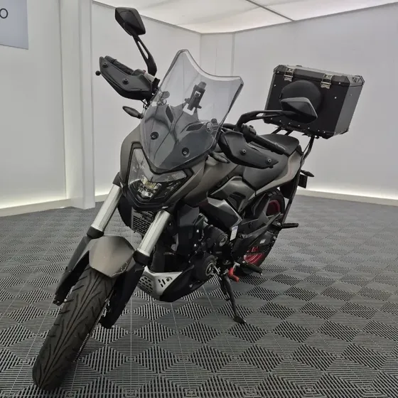 Bajaj Dominar D 400