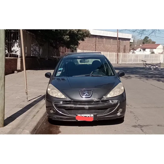 Peugeot 207 1.4 Sedan Xr