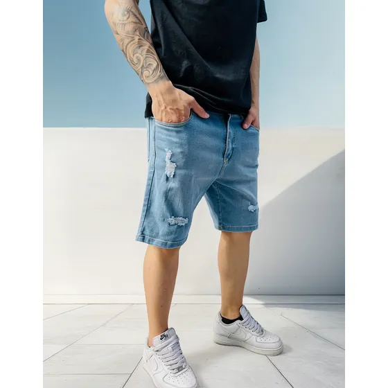Bermuda De Jeans Elastizada Con Rotura