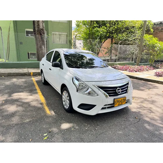 Nissan Versa Mecánico