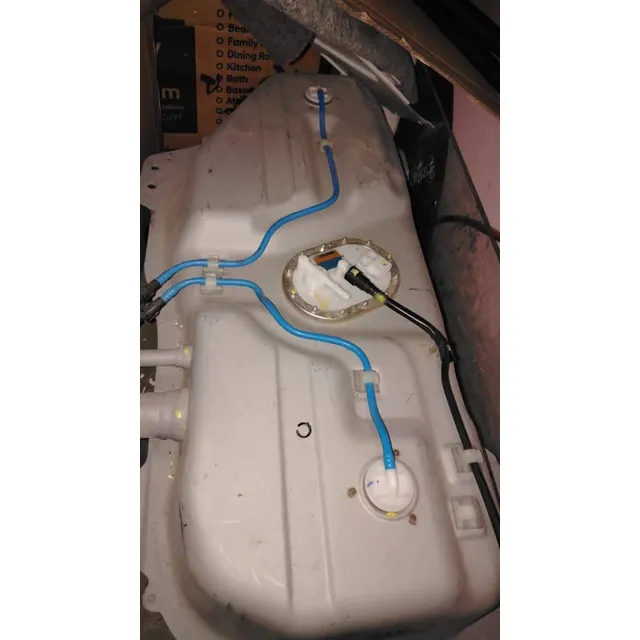 Tanque Gasolina Siena Palio Forza Con Bomba De Gasolina