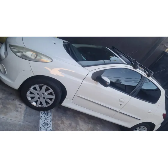 Peugeot 207 1.6 Feline 106cv