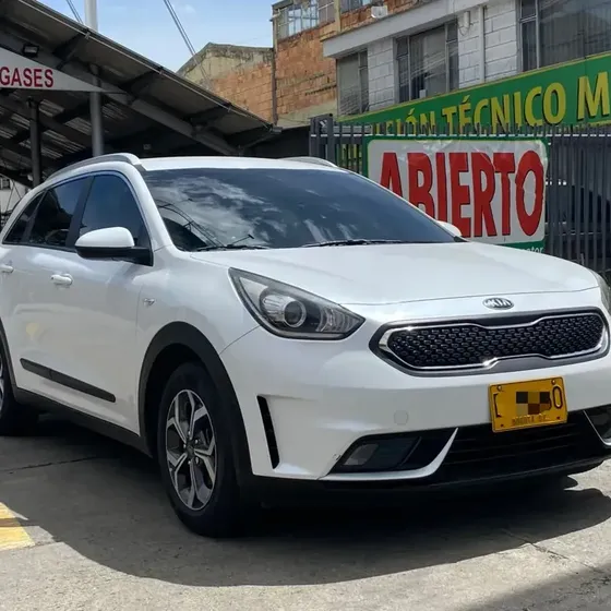 Kia Niro 2019 1.6 Zenith