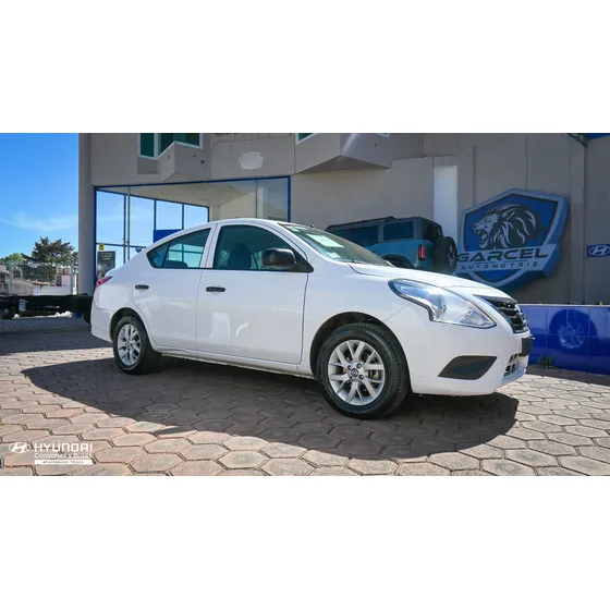 Nissan Versa 1.6 Drive Mt
