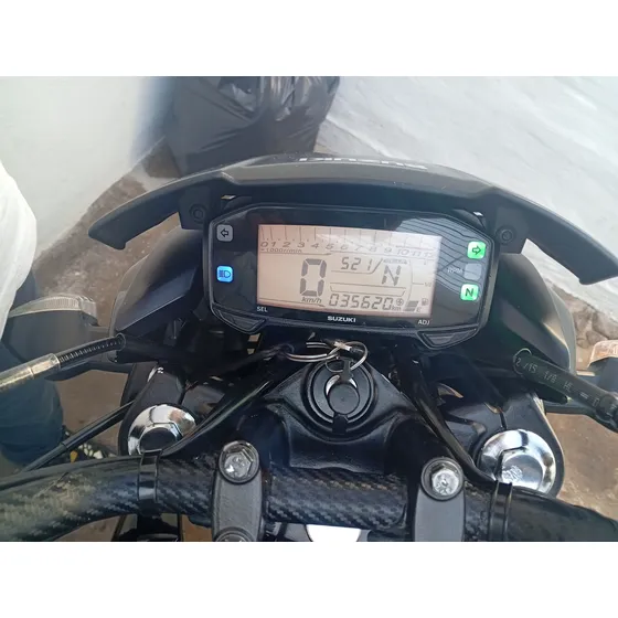 Original Suzuki Gixxer Super Cuidada , Modelo 2018