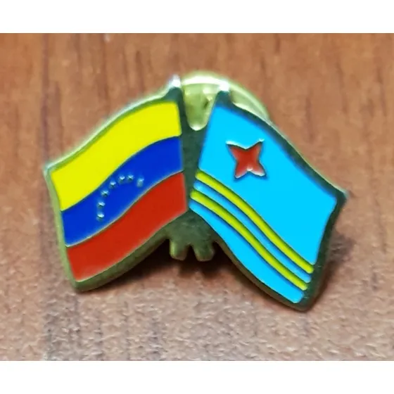 Pin De Banderas De Venezuela Y Aua. Prendedor O Botón. 