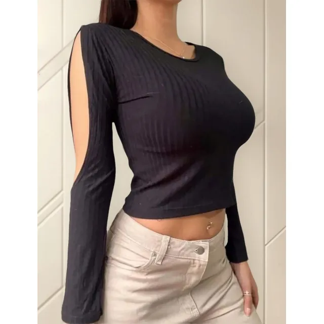 Remera Manga Larga Con Detalle De Tajos En Los Brazos 