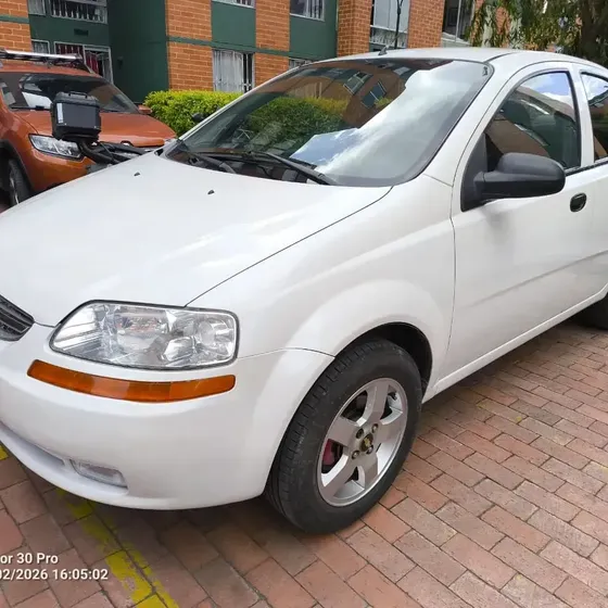 Chevrolet Aveo 2011 1.5 Family