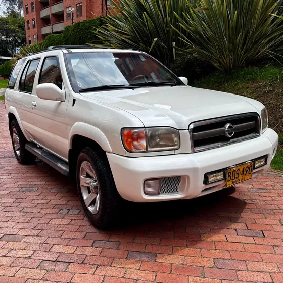 Nissan Pathfinder 2005 3.5 Se Blindaje 3 At