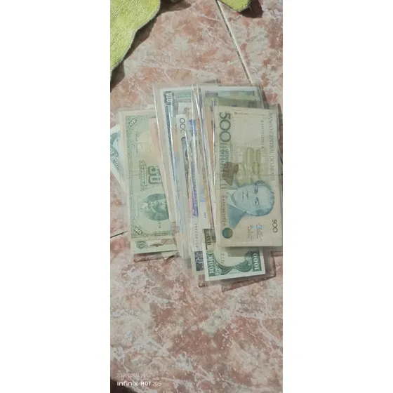 . Billetes Antiguos De Varios Países Son 31 En Total
