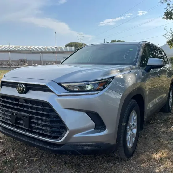 Toyota Grand Highlander 2026 Xle