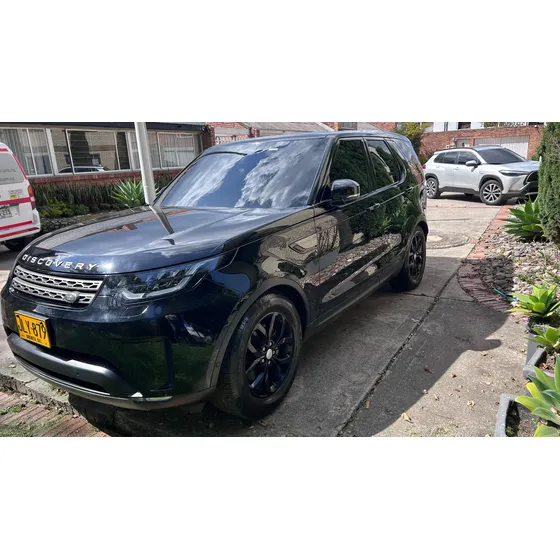 Land Rover Discovery 5 2.0 Se