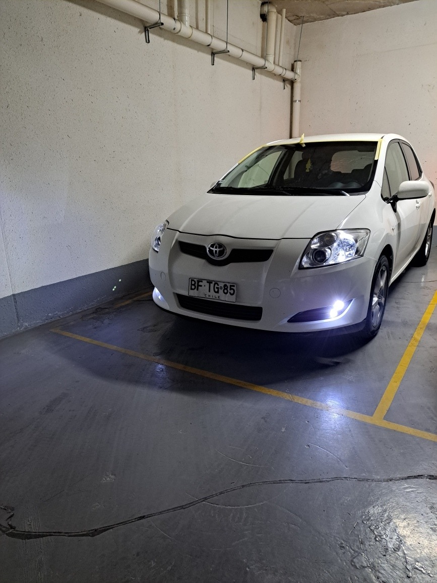 Toyota Auris Lei 5 Vel