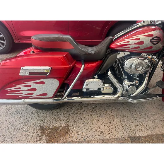 Moto Harley Davidson Mod 2011, Escapes Vans And Hines, Llant