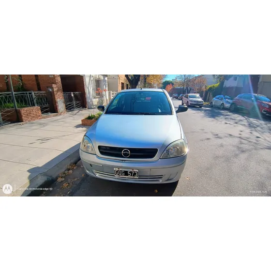 Chevrolet Corsa 1.8 Gl