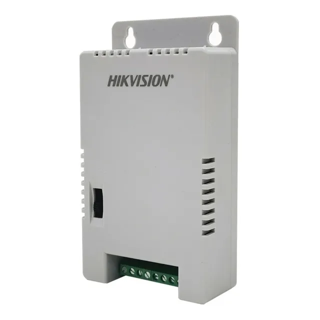 Fuente De Poder Regulada 12vcc 13.5vcc 15vcc Para 4 Cámaras