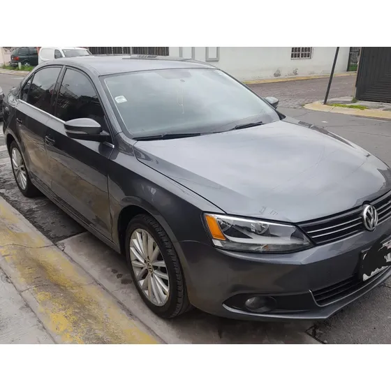 Volkswagen Jetta 2.5 Style Active Tiptronic At