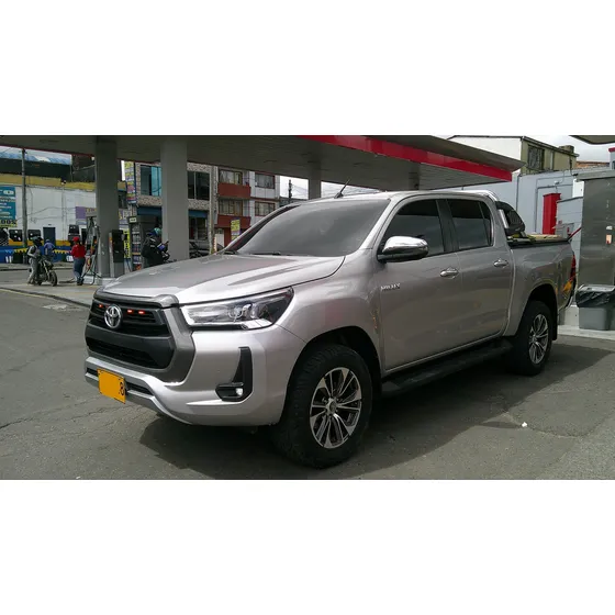 Toyota Hilux 2.4 Diesel 4x4 At