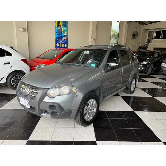 Fiat Palio 1.8 Adventure Locker