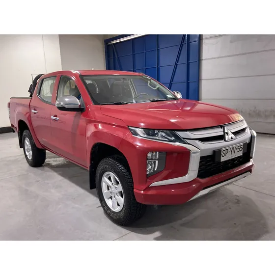 Mitsubishi L200 Katana Crt 4x4 Spyv55