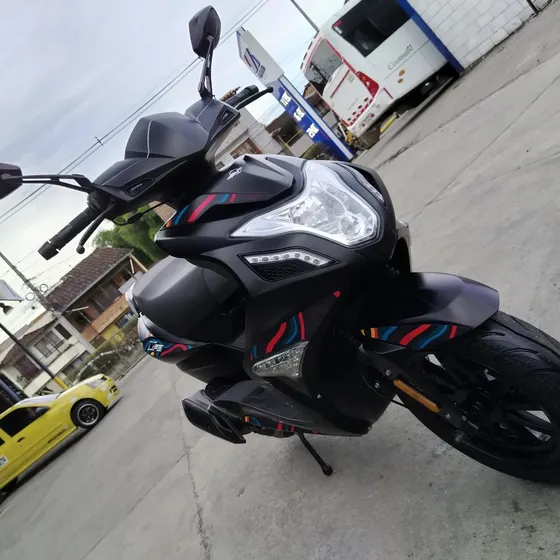 Moto Automática Auteco New Life Modelo 2026, Muy Nueva.