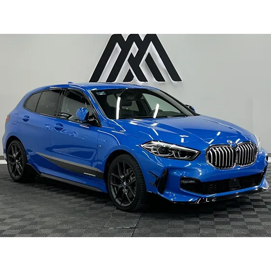 BMW Serie 1 2023 118i M Sport Hb At