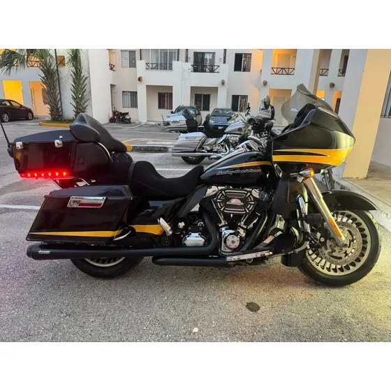 Vendo Increíble Harley-davidson Roadglide Ultra 2013