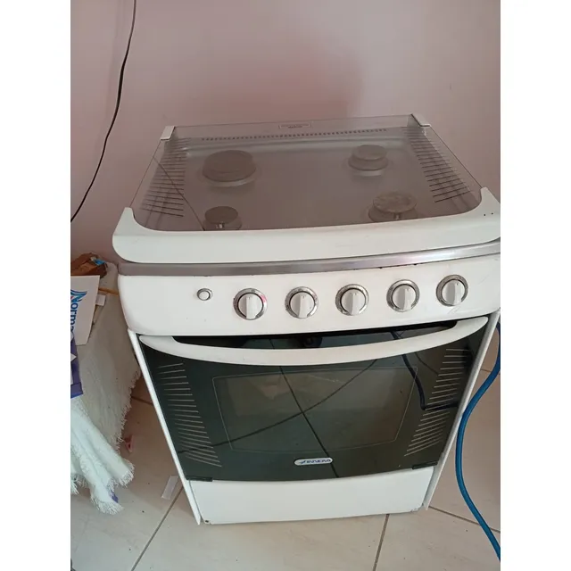 Cocina Con Horno Innova De 4 Hornillas Blanca