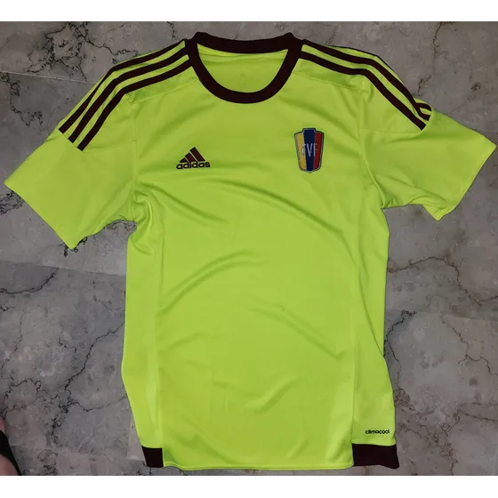 Franela  adidas Original. Usada Vt