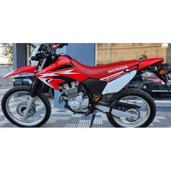 Hola Xr 250 Tornado.