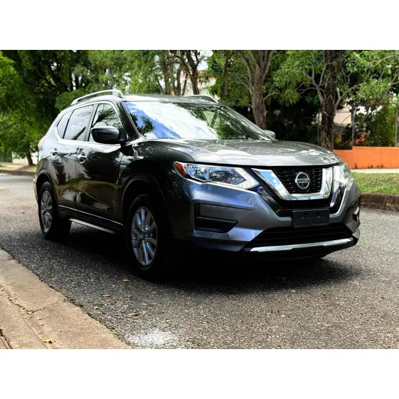 Nissan Rogue Sv