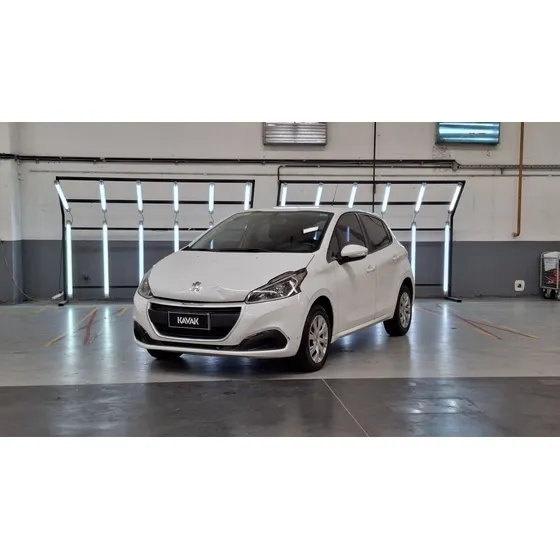 Peugeot 208 1.6 Active